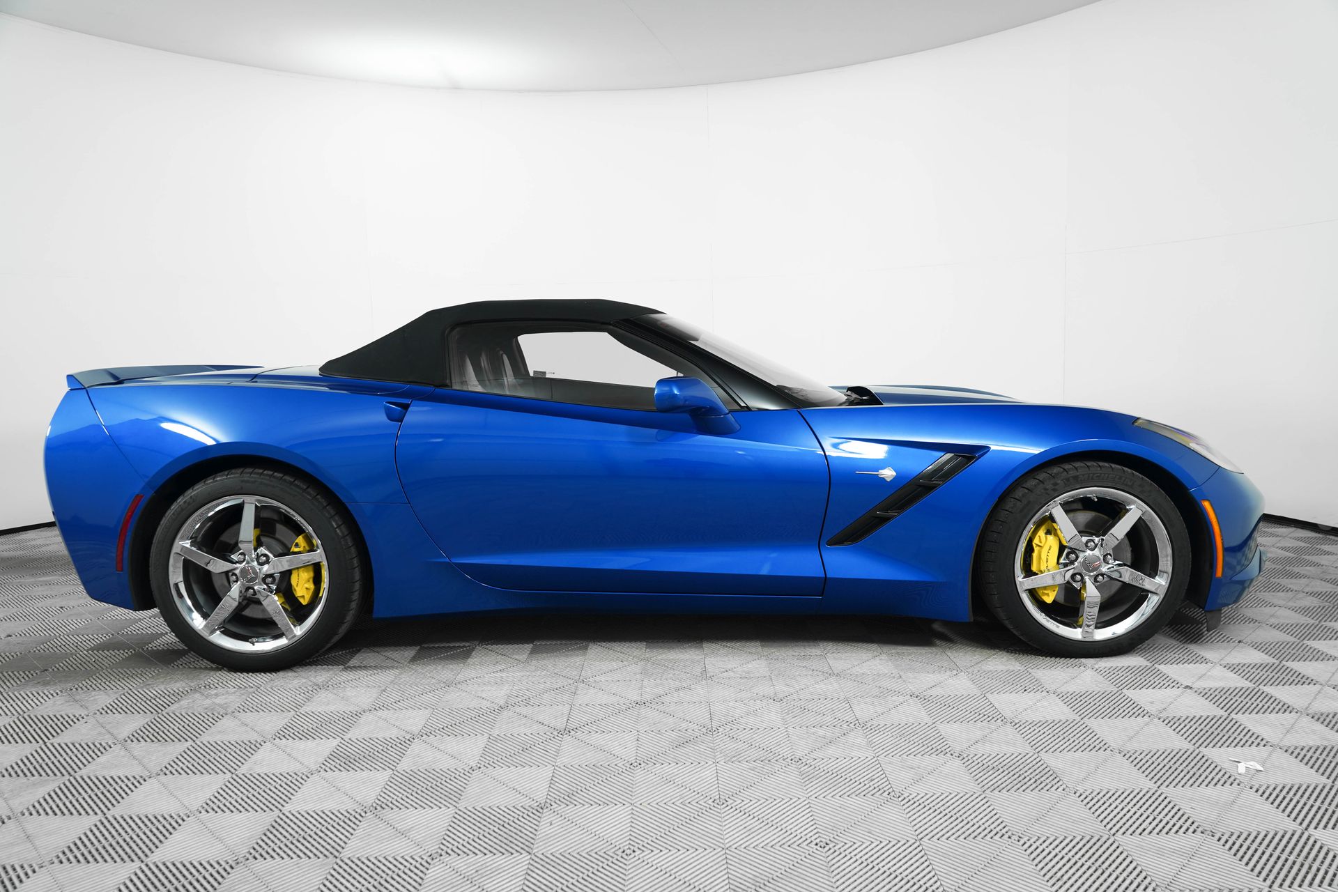 2014 Chevrolet Corvette Stingray Base 3LT photo 10