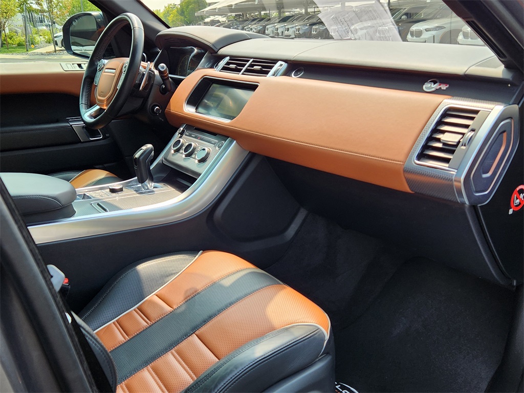 2017 Land Rover Range Rover Sport SVR photo 16