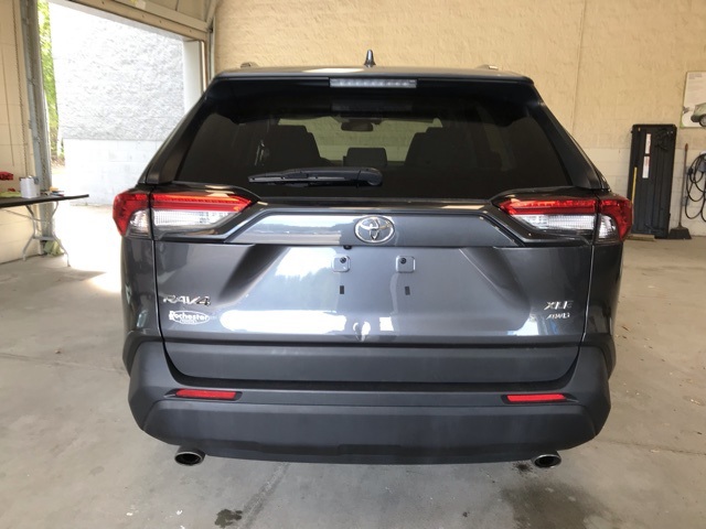 2023 Toyota RAV4 XLE photo 4