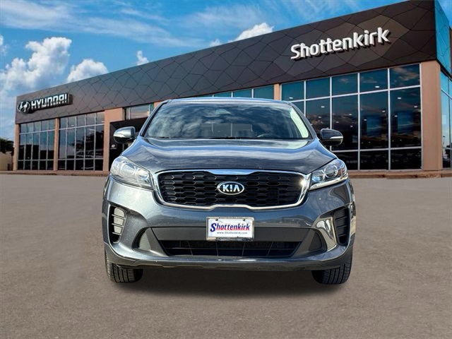 Used 2020 Kia Sorento LX with VIN 5XYPG4A58LG615907 for sale in Granbury, TX