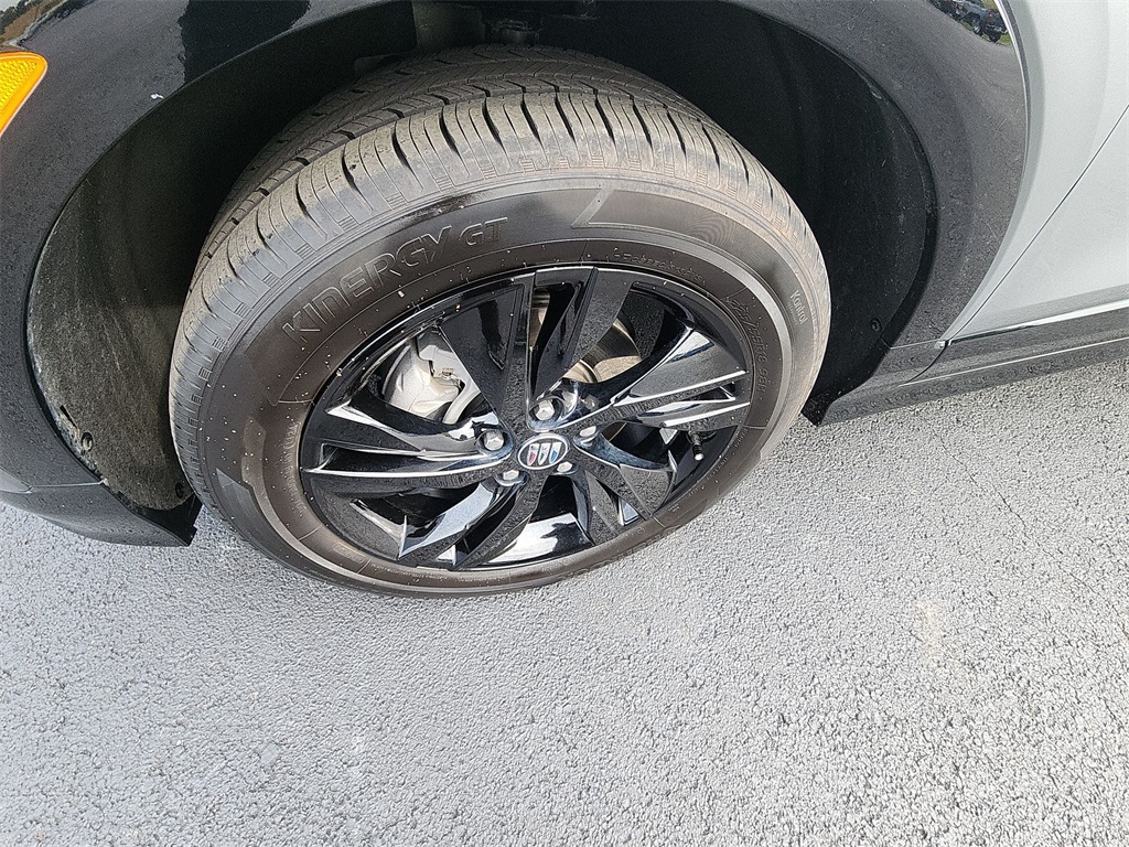 2024 Buick Encore GX Sport Touring photo 10