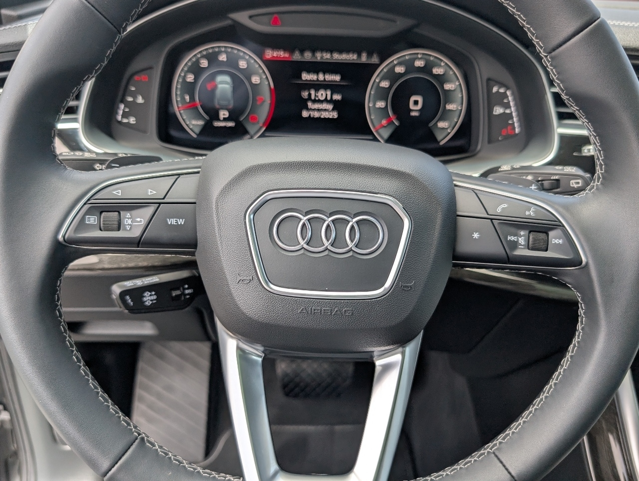 2025 Audi Q7 55 Premium photo 11