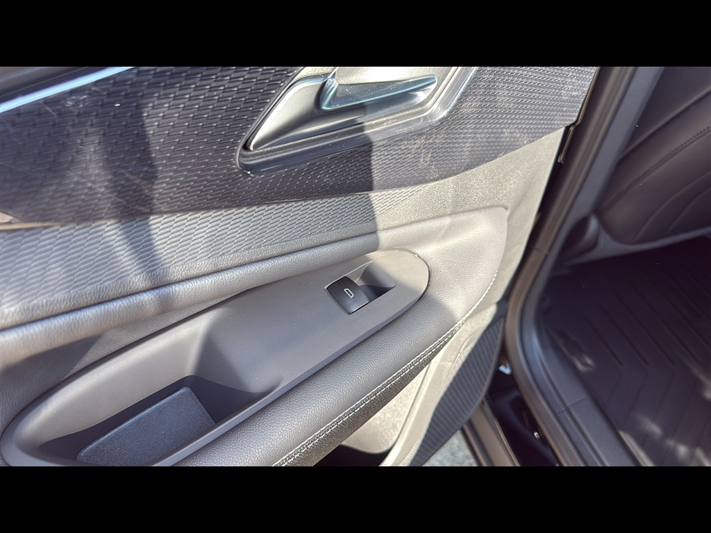 2025 Chevrolet Blazer EV photo 20