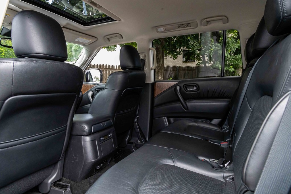 2023 Nissan Armada SL photo 24