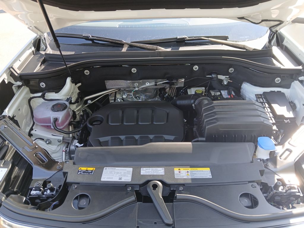 2026 Volkswagen Atlas Cross Sport SE Technology photo 19