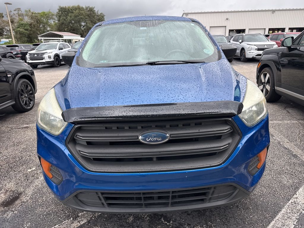 2017 Ford Escape S photo 2