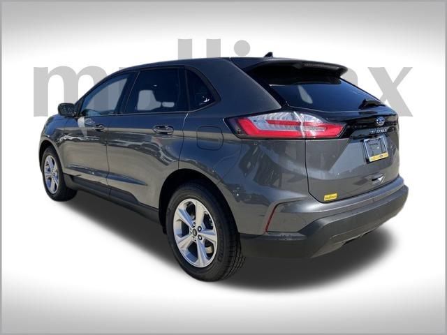 2024 Ford Edge SE photo 2