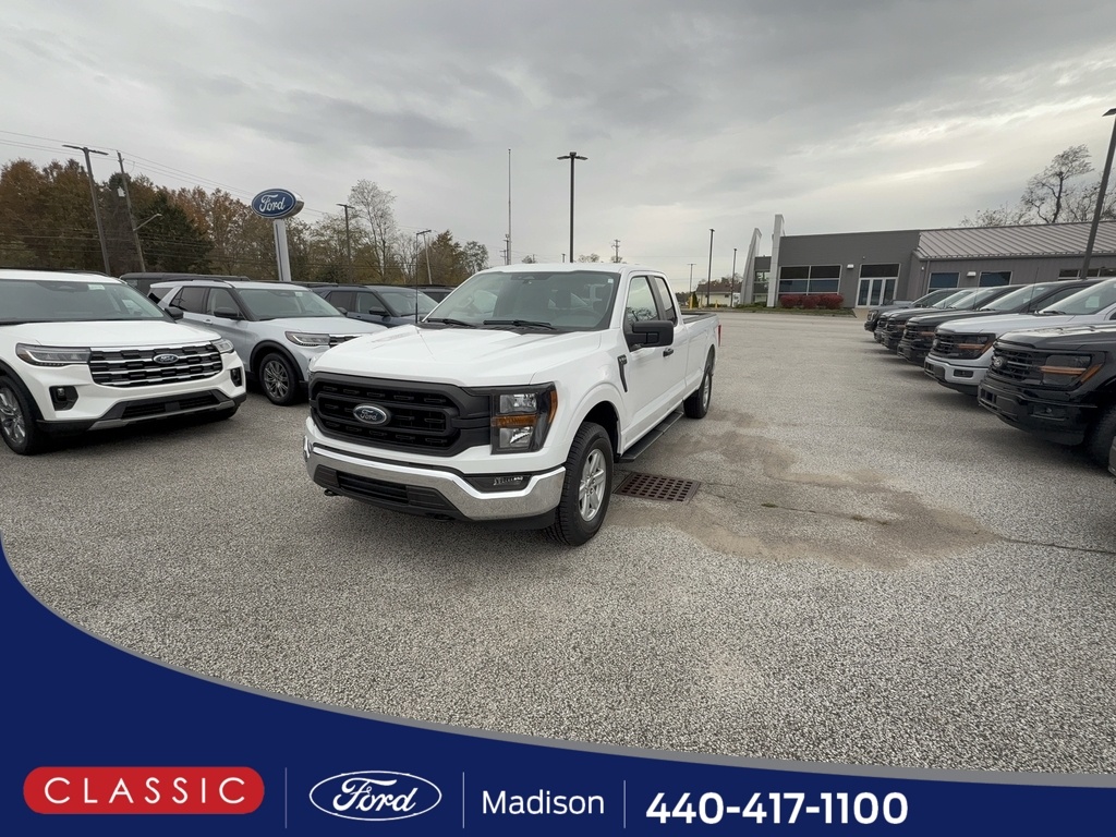 2023 Ford F-150 XL's photo