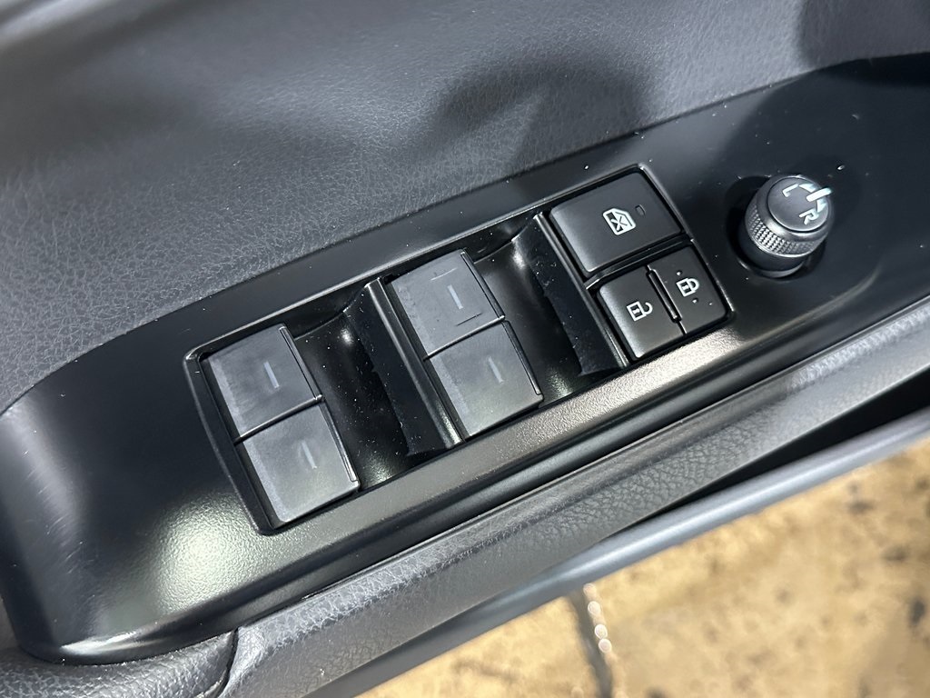 2025 Toyota Camry XSE photo 13