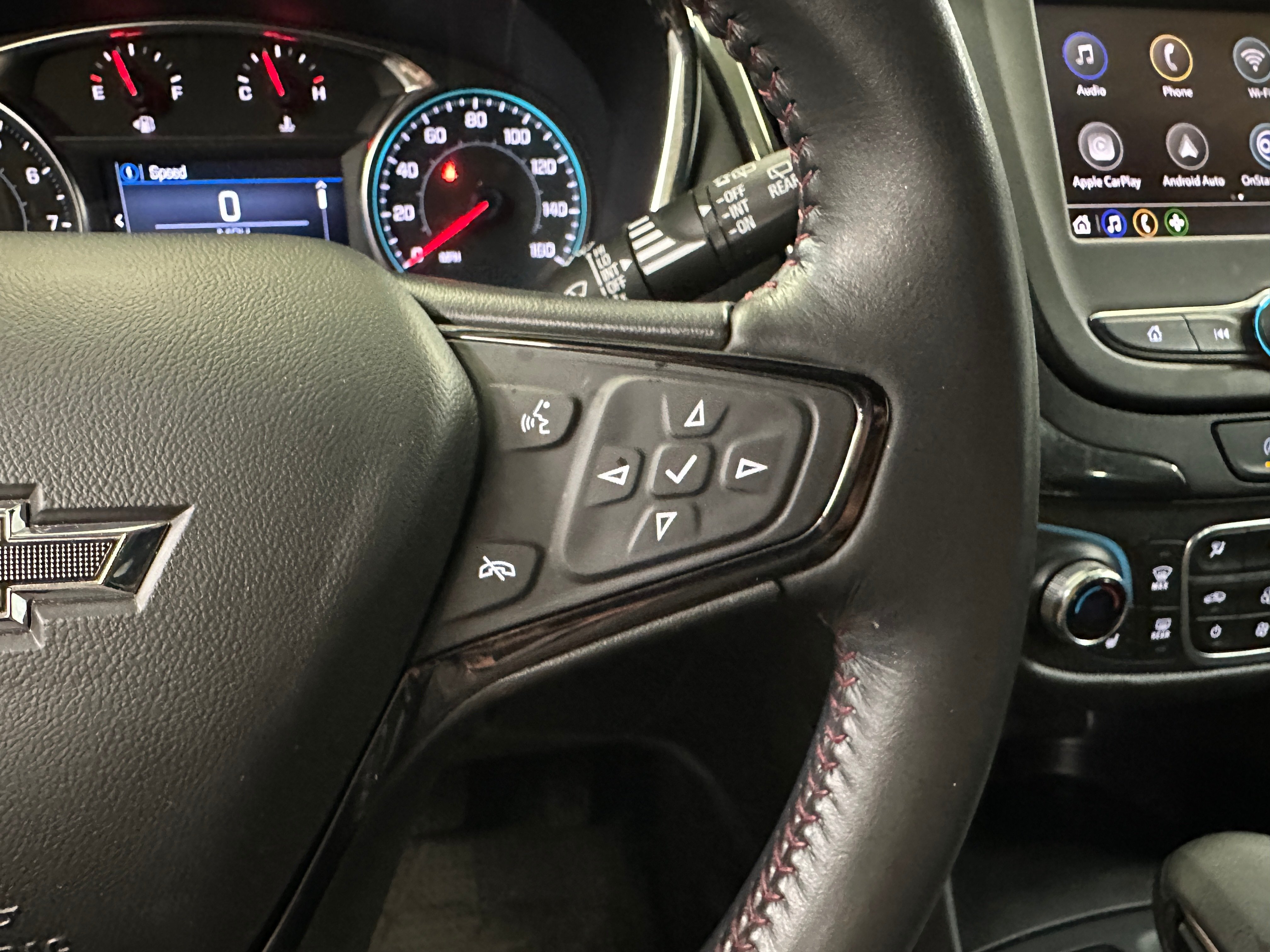 2022 Chevrolet Equinox RS photo 3