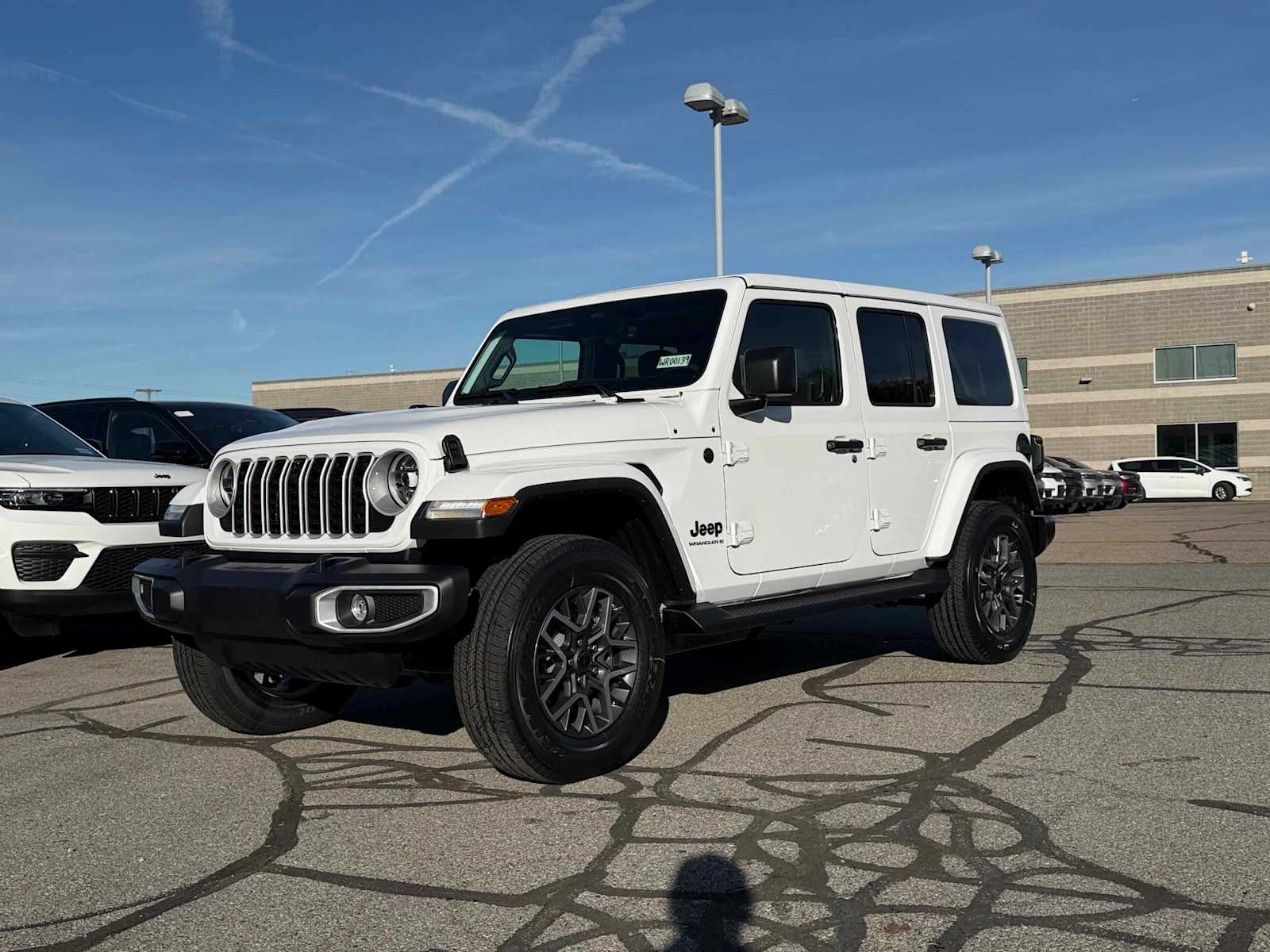 2026 Jeep Wrangler 4-Door Sahara's photo