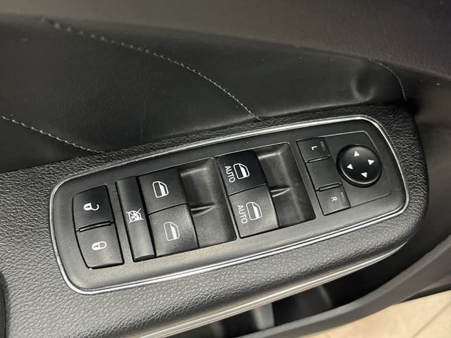 2019 Dodge Charger Scat Pack photo 26