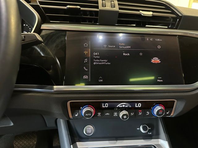 2020 Audi Q3 Premium photo 19