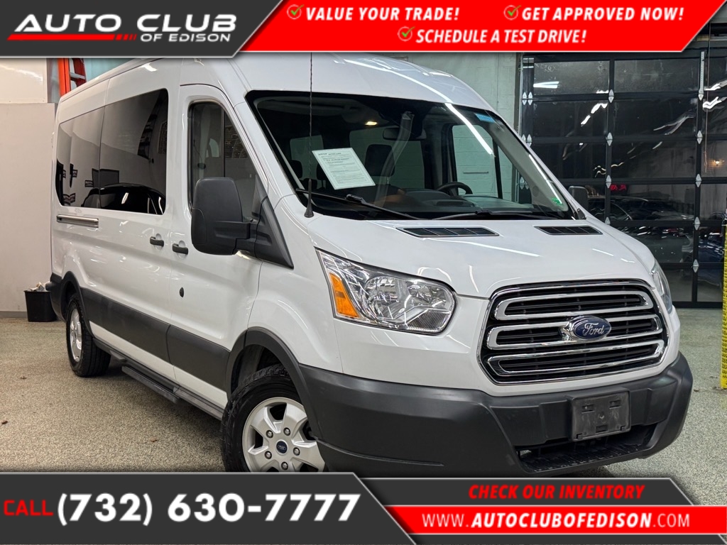 2017 Ford Transit Wagon XLT