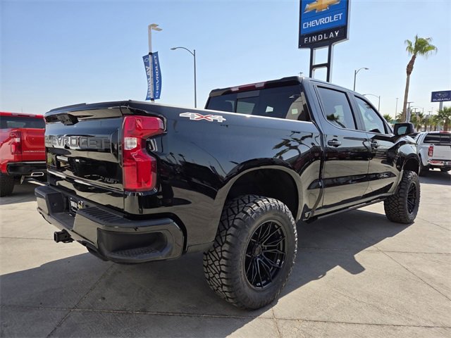2025 Chevrolet Silverado 1500 RST photo 4