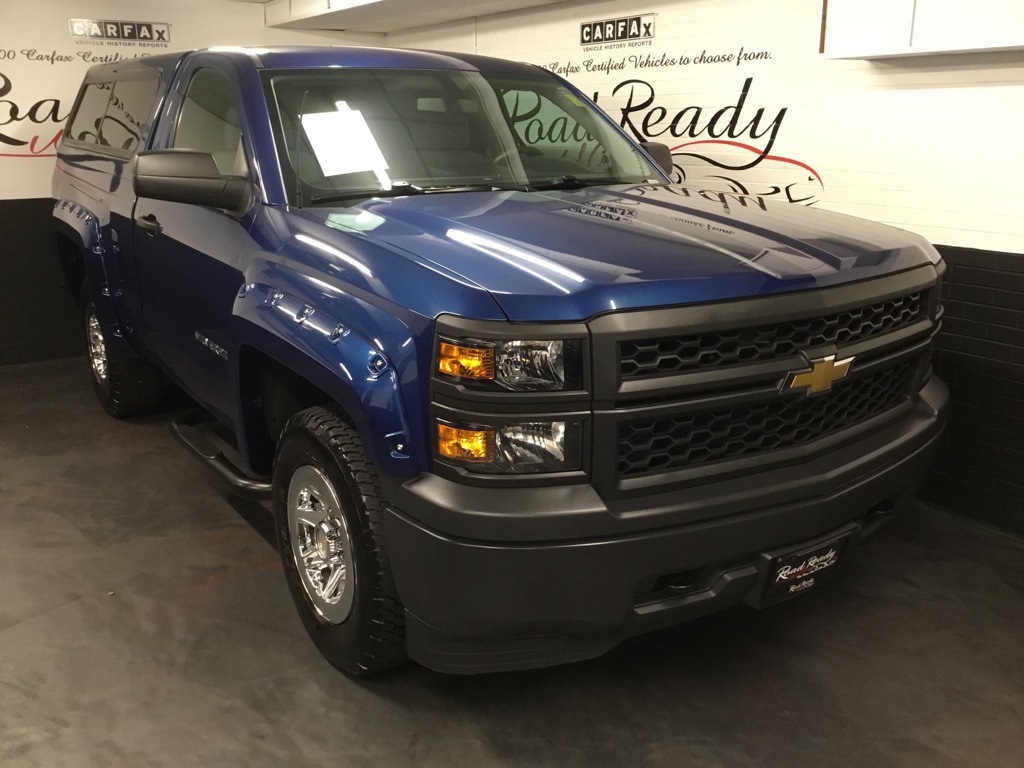 2015 Chevrolet Silverado 1500 photo 2