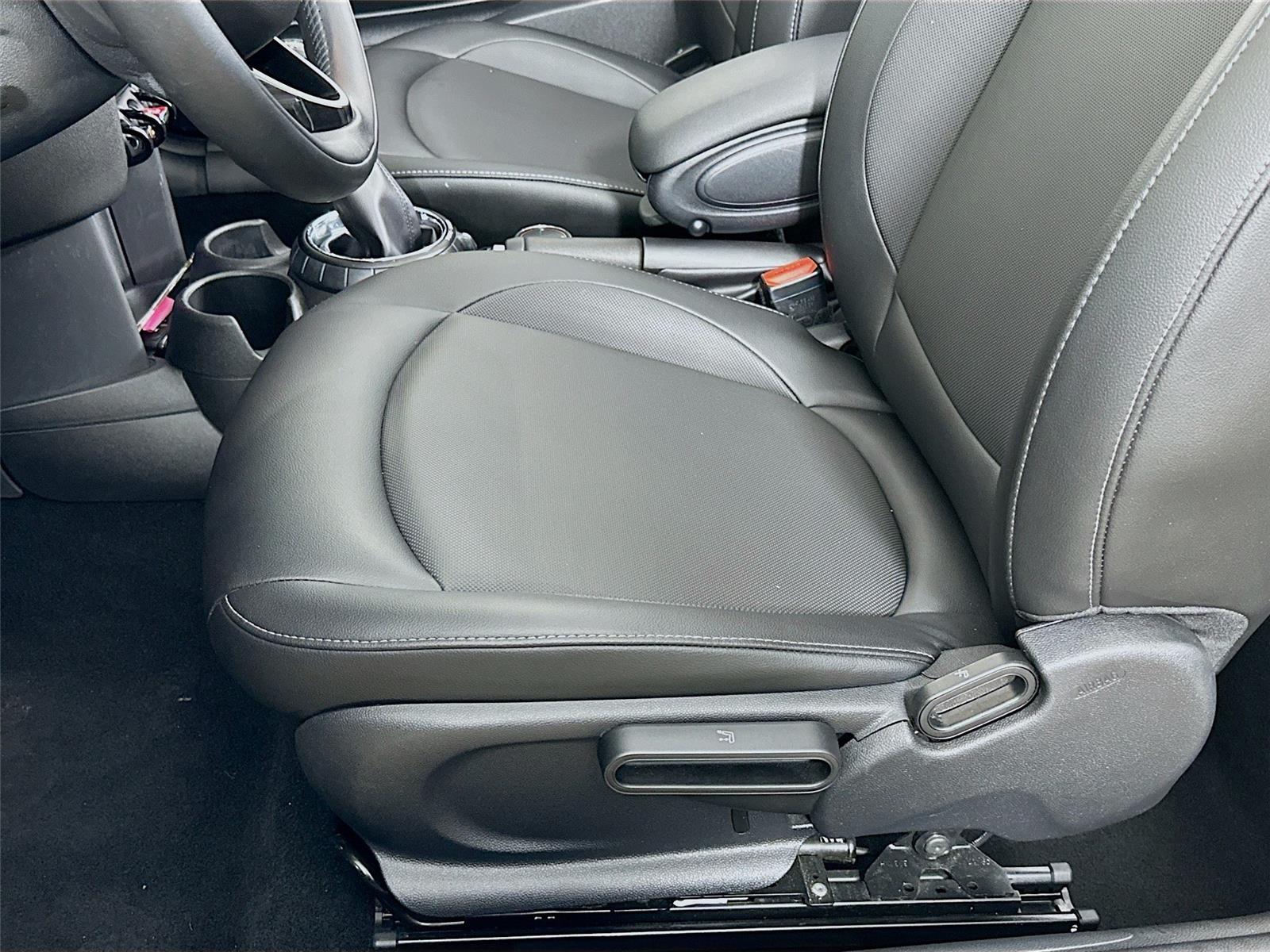 2017 Mini Cooper Convertible photo 20