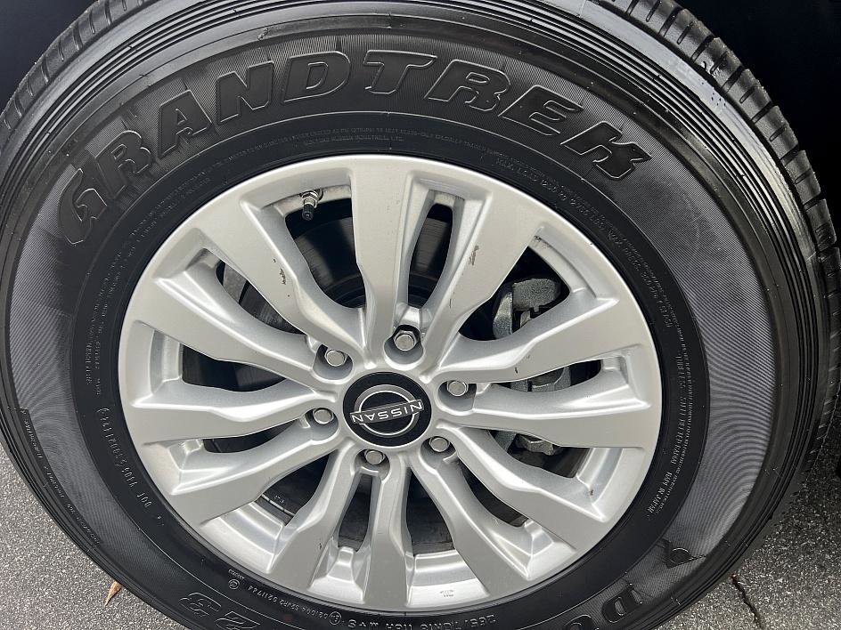 2024 Nissan Armada SV photo 9