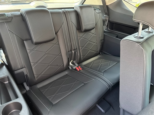 2026 Volkswagen Atlas SE Technology photo 21