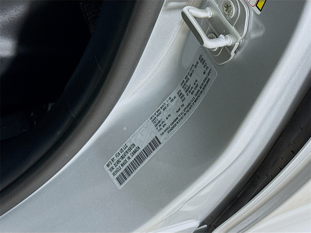 2026 Chrysler Pacifica photo 26