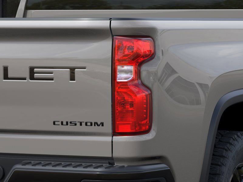 2026 Chevrolet Silverado 2500HD Custom photo 11