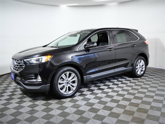 2022 Ford Edge Titanium photo 4