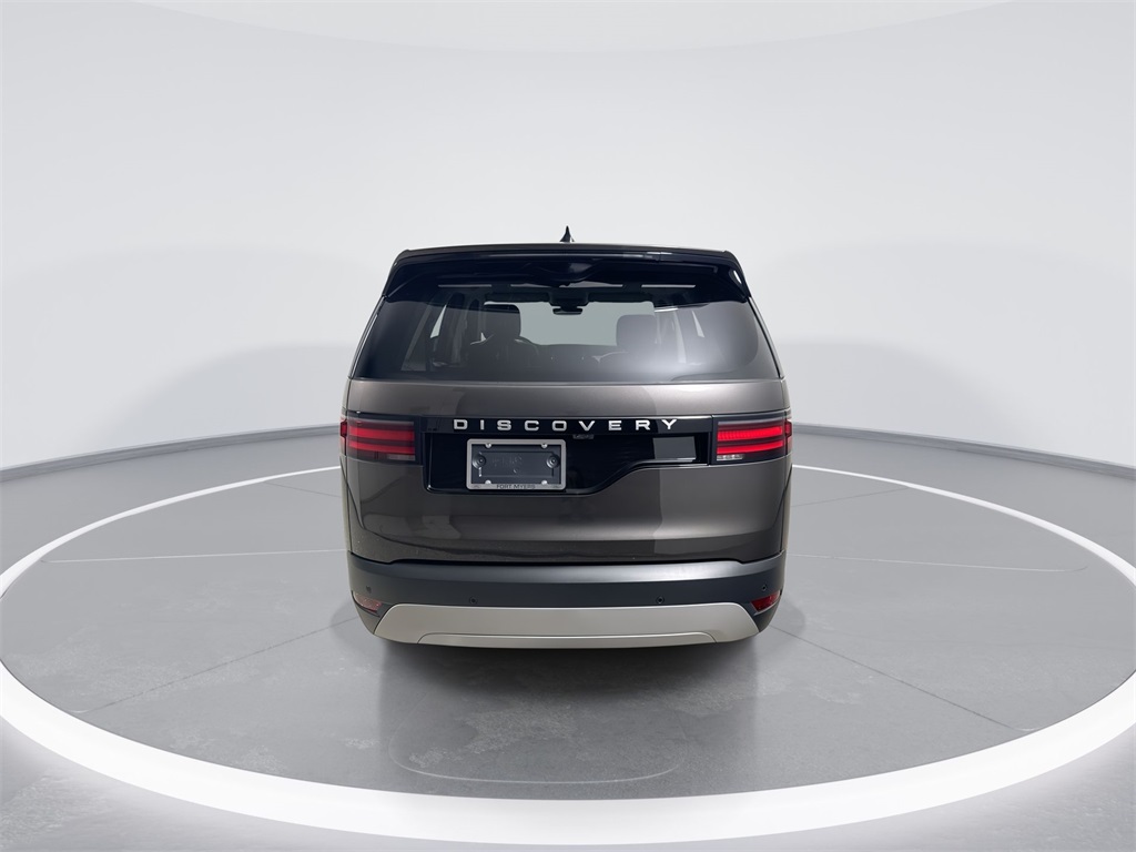 2025 Land Rover Discovery S photo 7