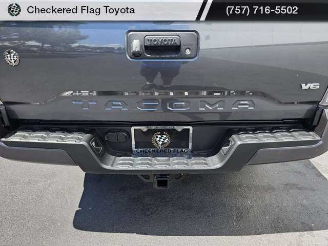 2020 Toyota Tacoma TRD Sport V6 photo 17