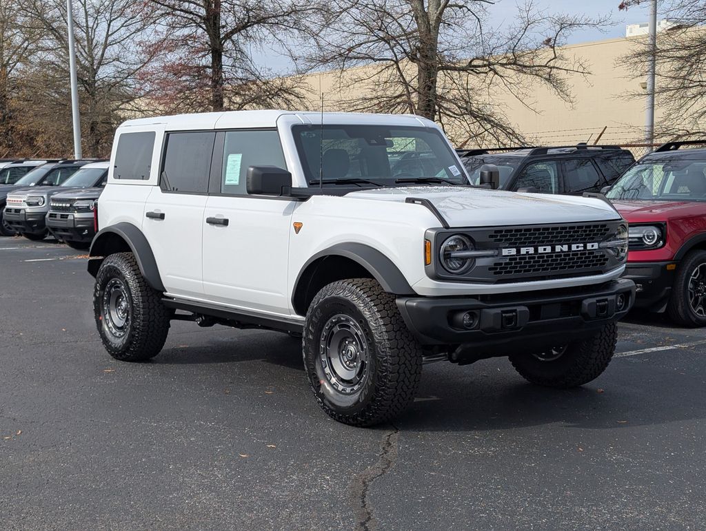 2025 Ford Bronco Badlands photo 2