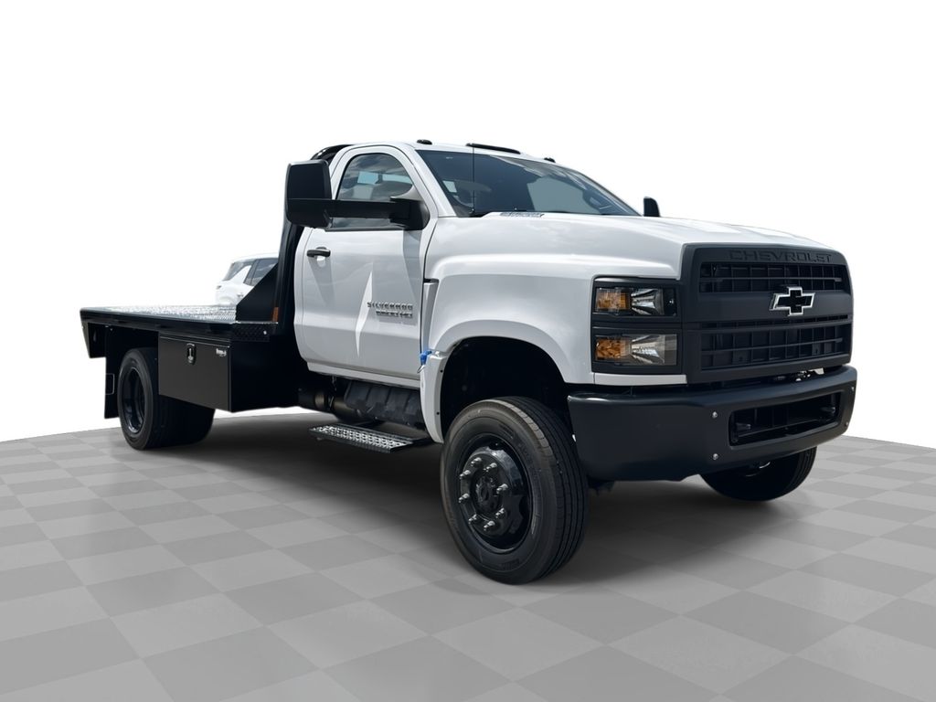 2024 Chevrolet Silverado 4500 Medium Duty Chassis Cab Work Truck's photo