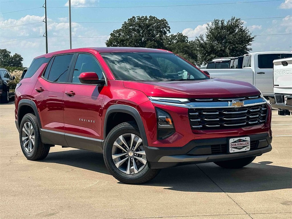 2026 Chevrolet Equinox LT photo 2