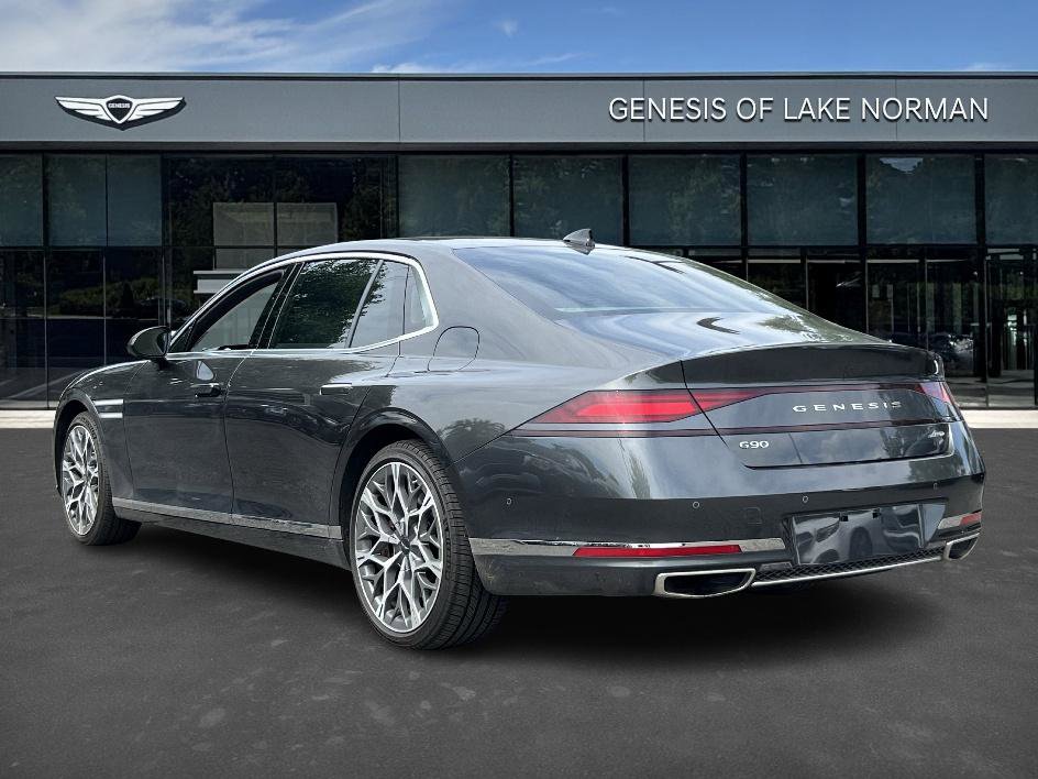 2025 Genesis G90 3.5T E-Supercharger photo 6