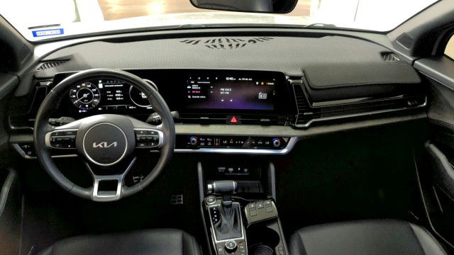 Used 2024 Wolf Gray/Ebony Black Roof Kia X-Pro image 24