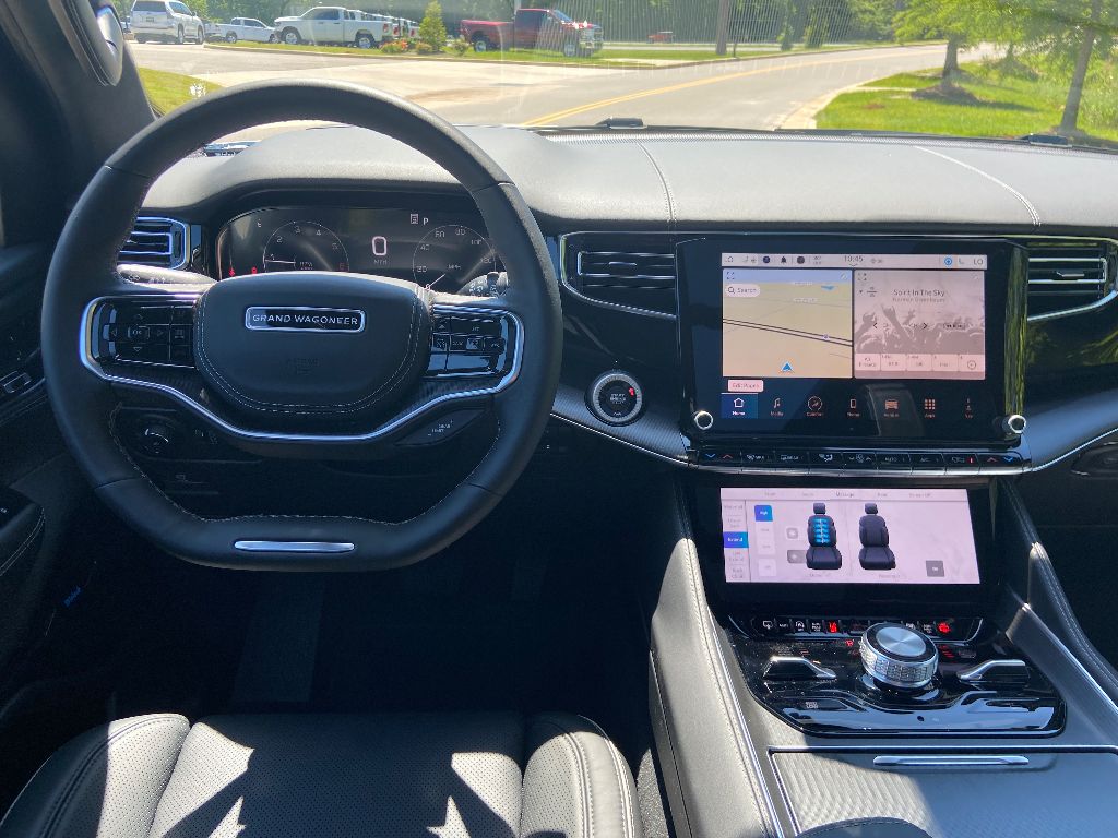 2024 Jeep Grand Wagoneer II Obsidian photo 3