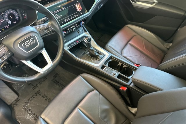 2024 Audi Q3 S line Premium photo 10