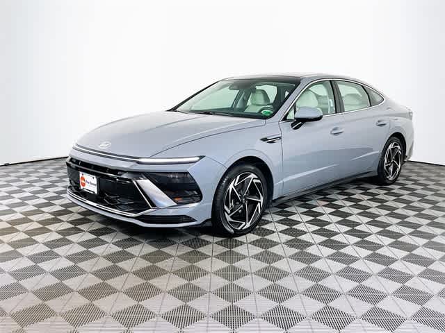 2024 Hyundai Sonata SEL Convenience photo 3