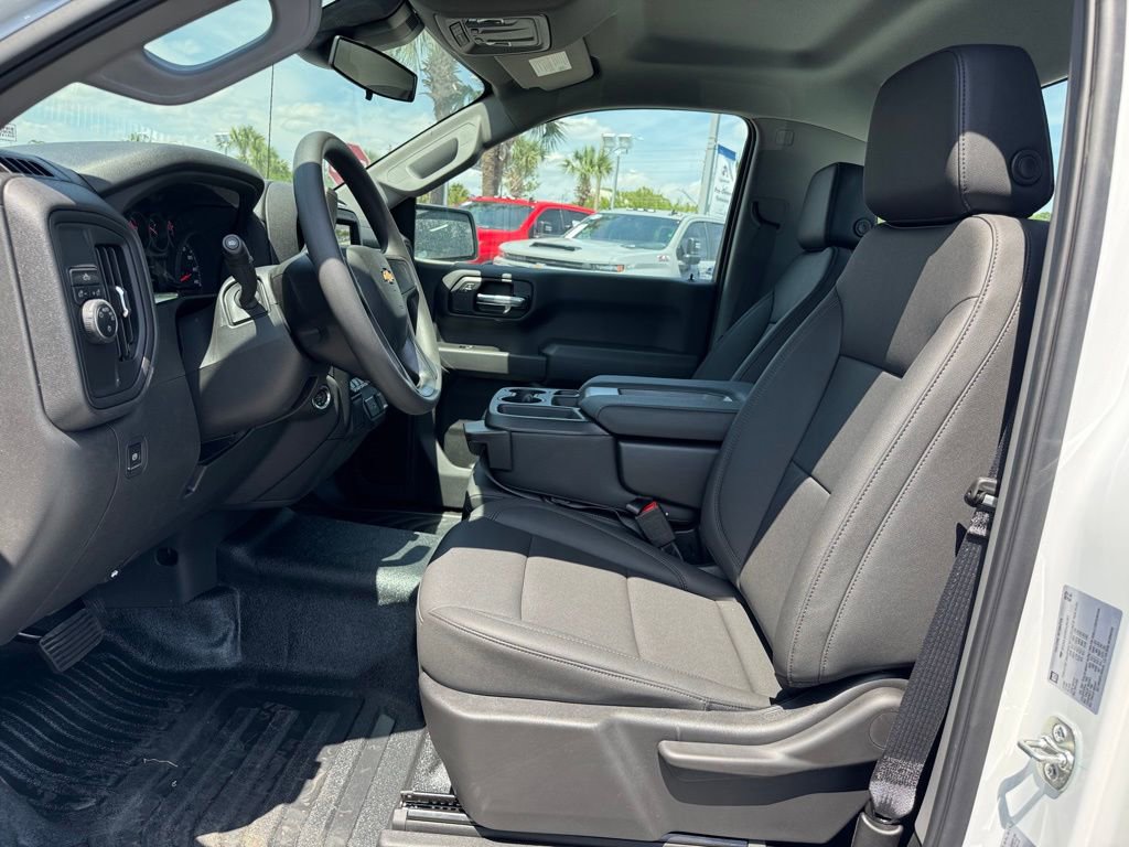 2025 Chevrolet Silverado 1500 photo 10