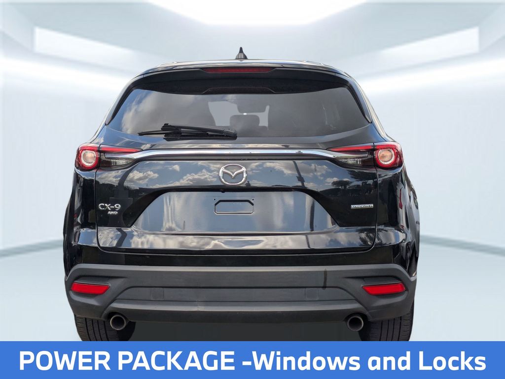 2023 Mazda CX-9 Touring photo 4