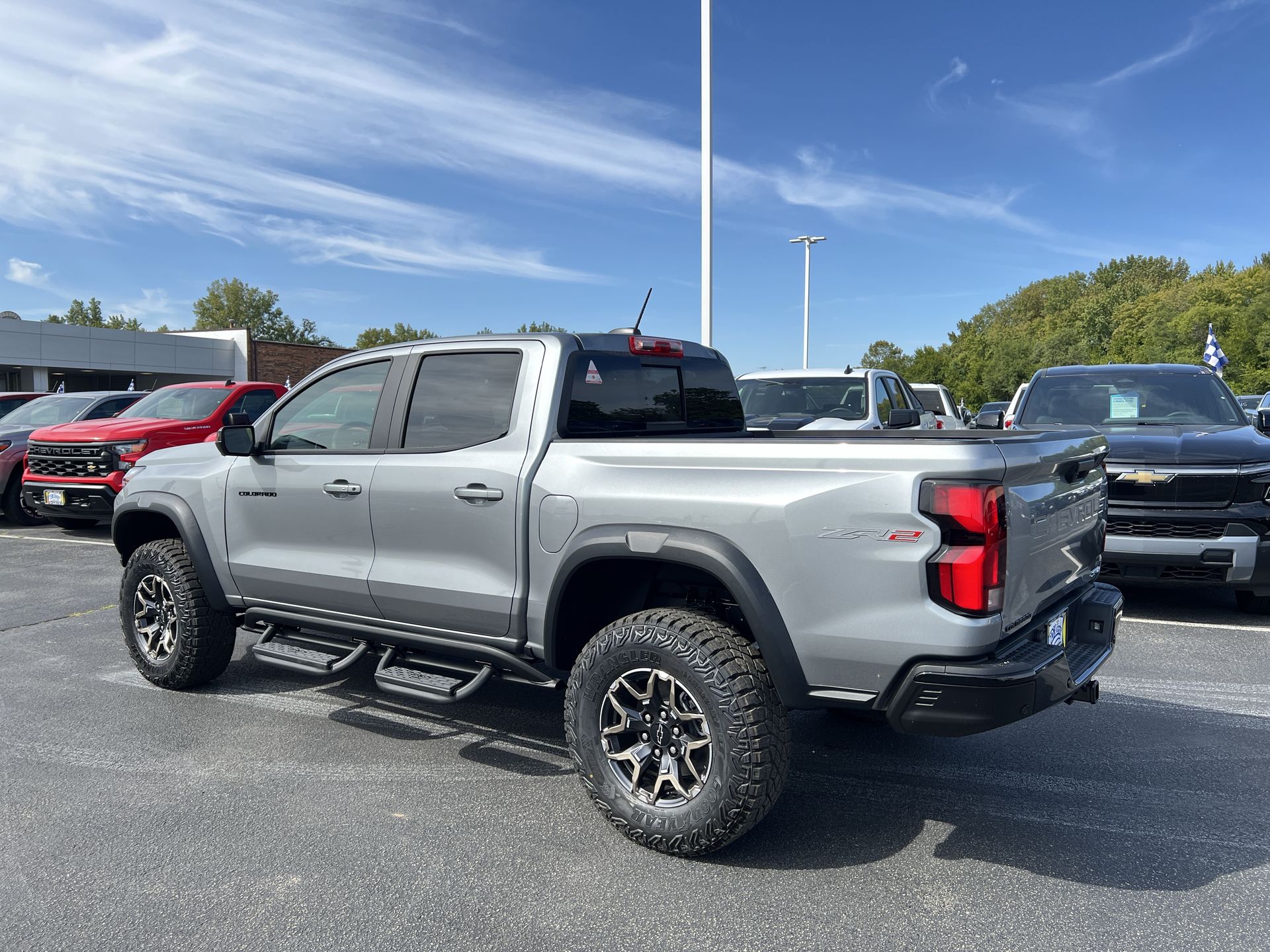 2026 Chevrolet Colorado ZR2 photo 3