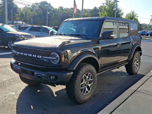 2025 Ford Bronco Badlands photo 3