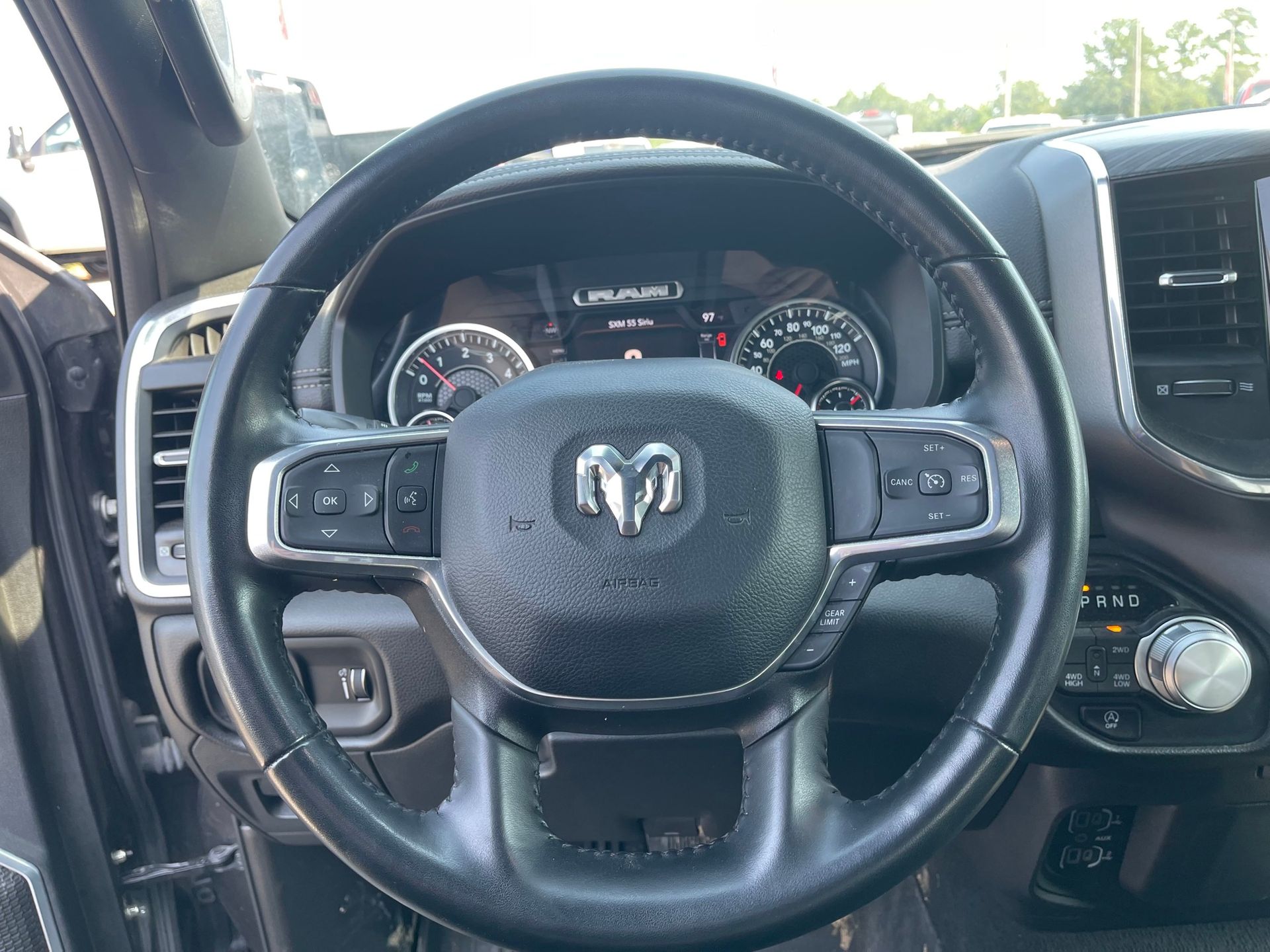 2023 Ram 1500 Laramie photo 17