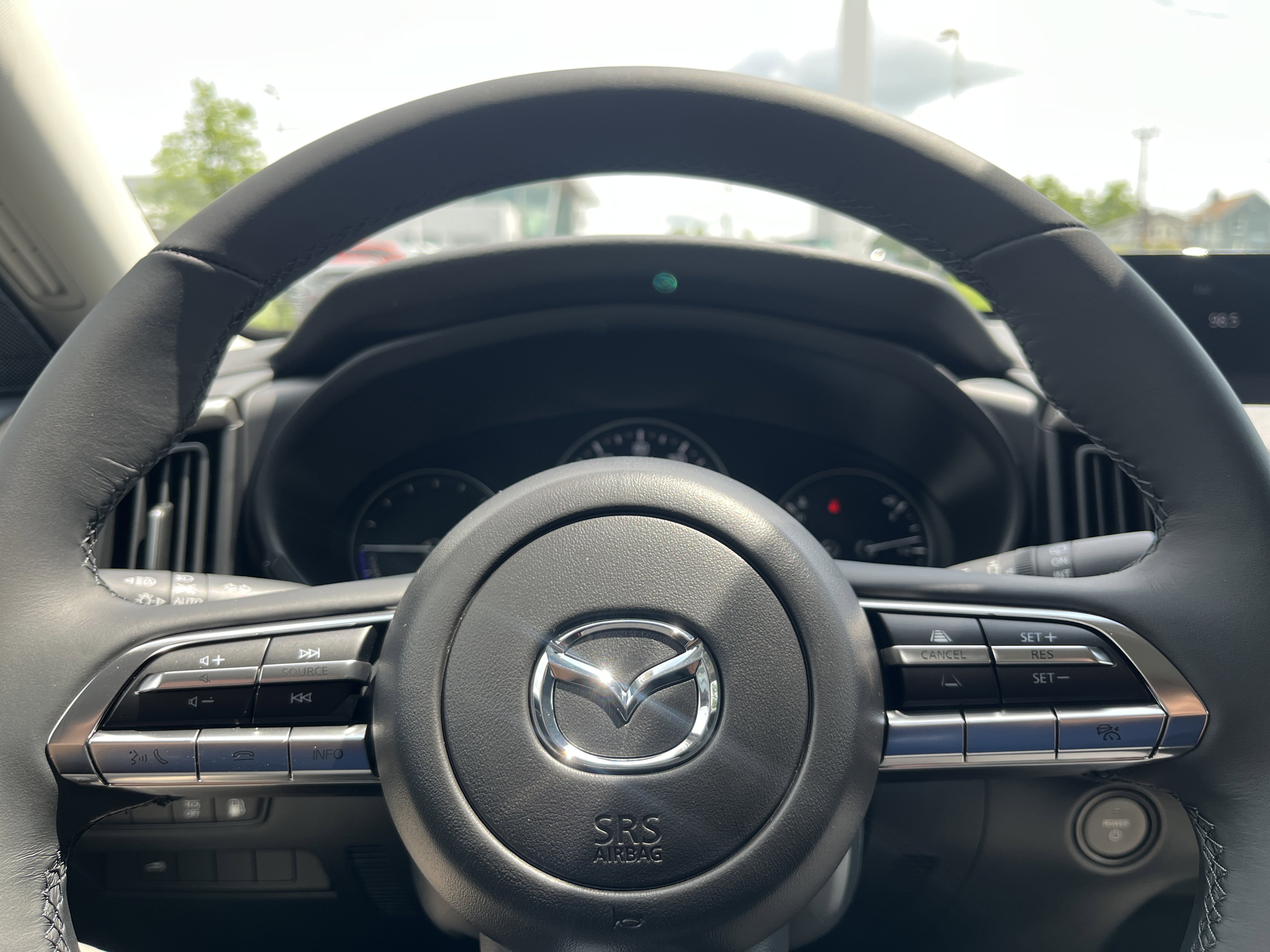 2025 Mazda CX-50 Preferred photo 3