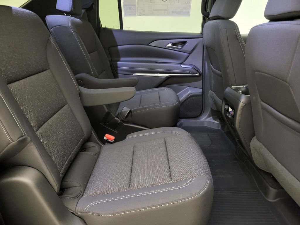 2026 Chevrolet Traverse photo 36