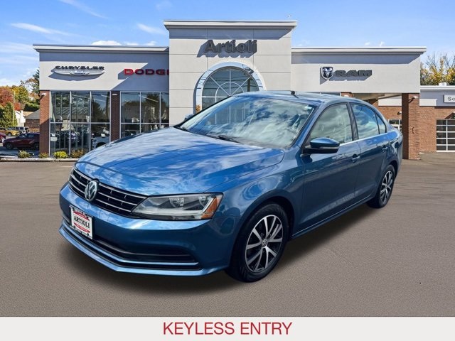 2018 Volkswagen Jetta 1.4T SE photo 3