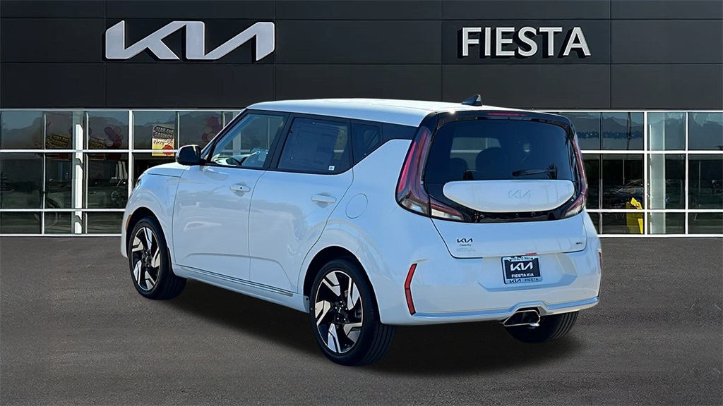 2025 Kia Soul GT-Line photo 5