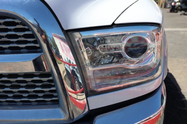 2016 Ram 2500 Laramie photo 9