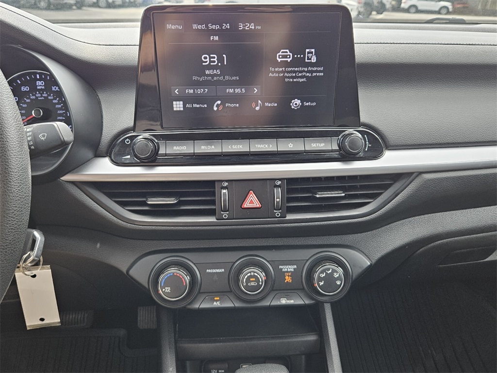 2023 Kia Forte LXS photo 18