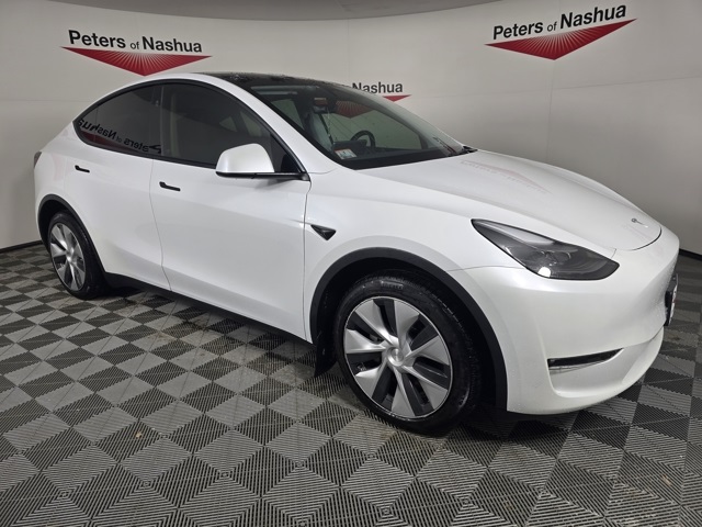 2023 Tesla Model Y Long Range's photo