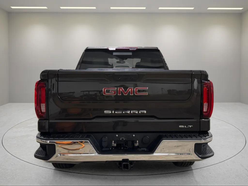 2021 Gmc Sierra SLT photo 4