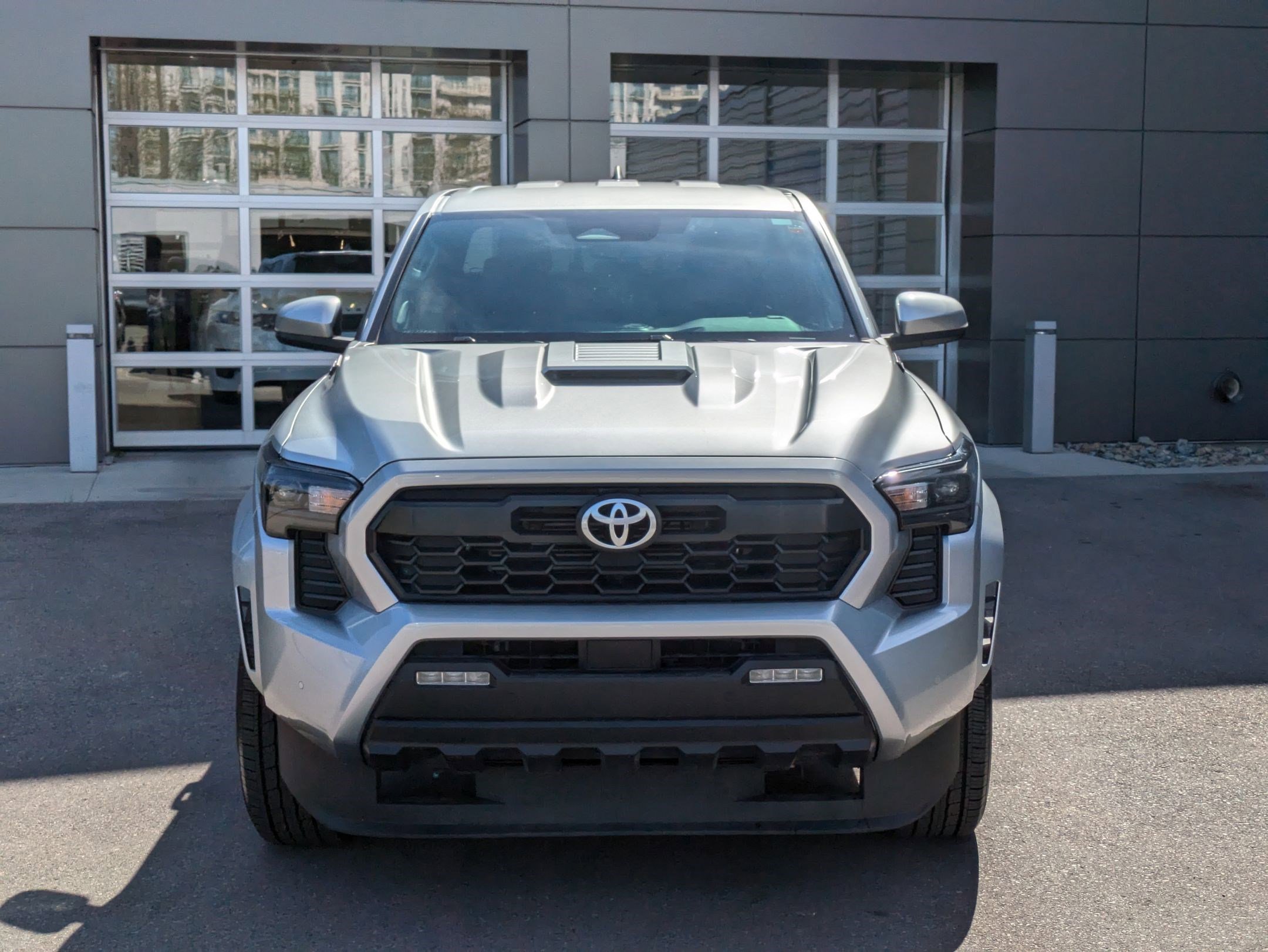 2024 Toyota Tacoma TRD Sport Double Cab photo 8